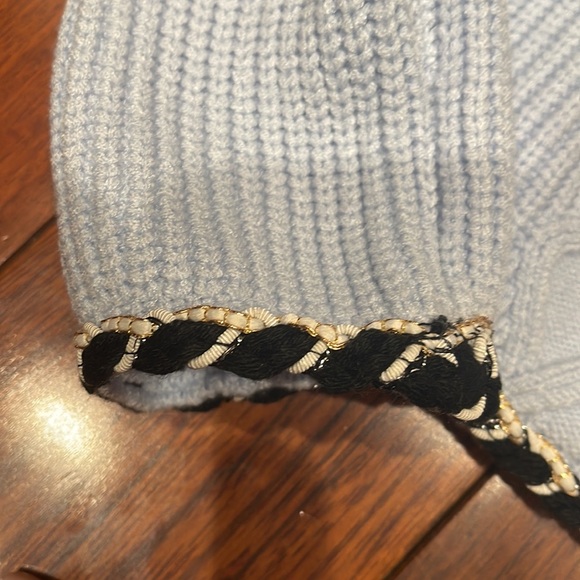 Beautiful bow cardigan - Picture 4 of 5